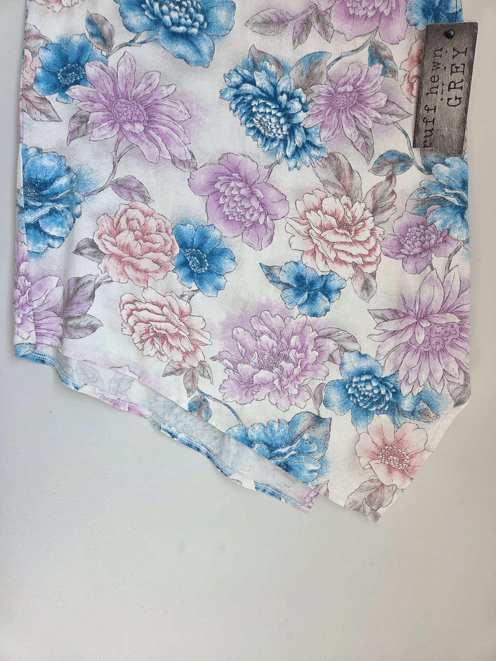Ruff Hewn White Watercolor Floral Print Tank Top Asymmetrical Hem XS Rayon Blend - Picture 4 of 9
